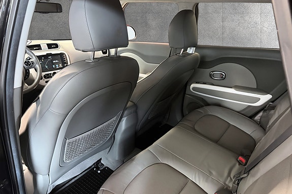 Kia Soul 13 of 28