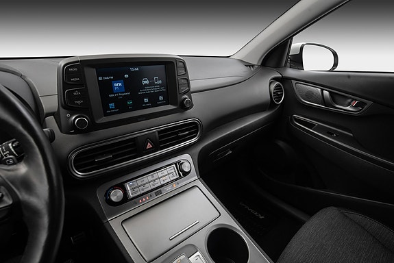 Hyundai Kona 17 of 25