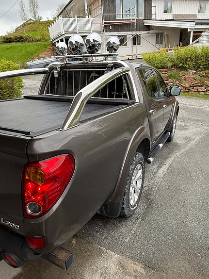 Mitsubishi L200 4 of 8