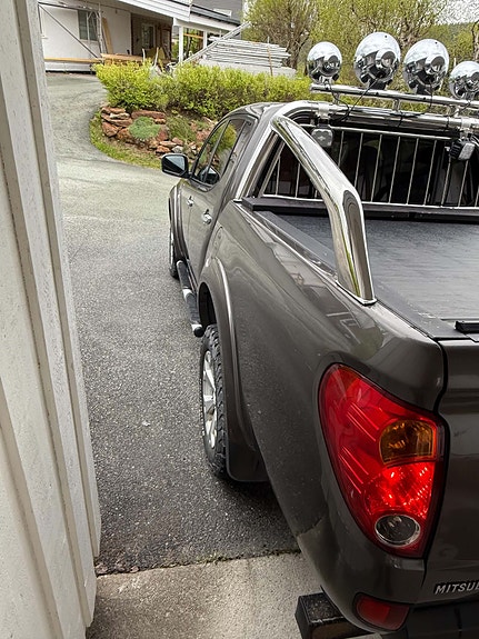 Mitsubishi L200 3 of 8