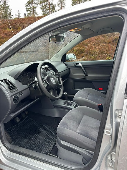 Volkswagen Polo 7 of 10