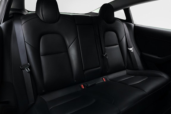 Tesla Model 3 12 of 19