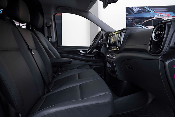 Mercedes-Benz Vito 119 9 of 22