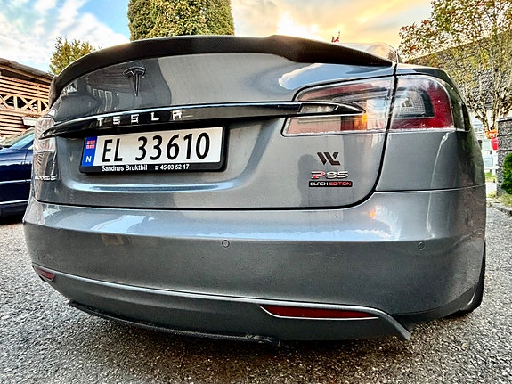 Tesla Model S 9 of 23