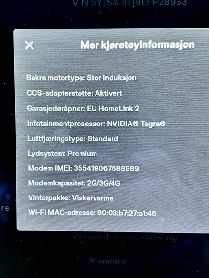 Tesla Model S 20 of 23