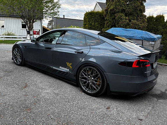 Tesla Model S 3 of 23