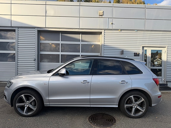 Audi Q5 2 of 6