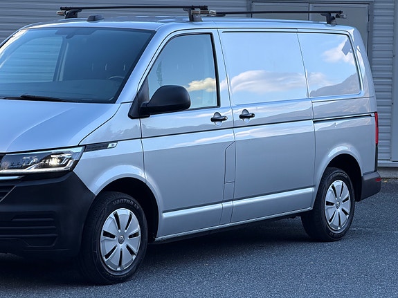 Volkswagen Transporter 13 of 30