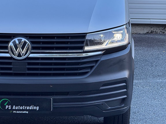 Volkswagen Transporter 8 of 30