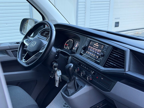 Volkswagen Transporter 27 of 30
