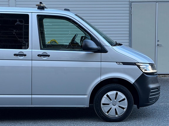 Volkswagen Transporter 12 of 30