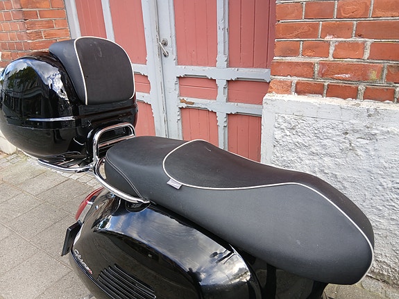 Vespa GTS 125 Super 5 of 8