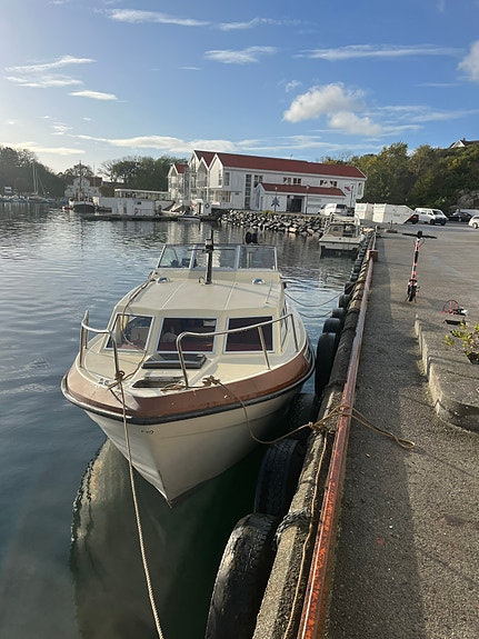 Viksund 880 2 of 12