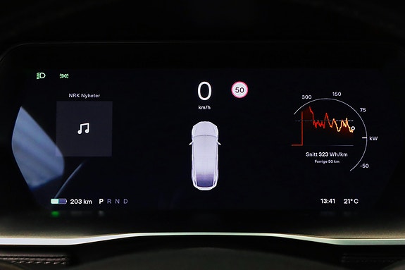 Tesla Model X 17 of 25