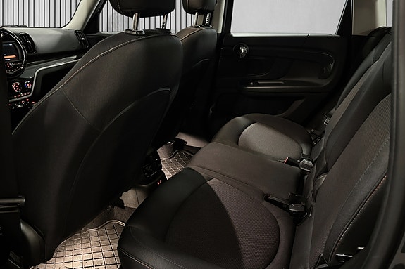 MINI Countryman Cooper SE 18 of 30