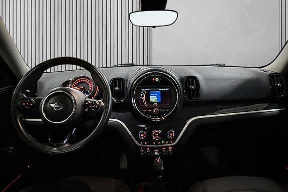 MINI Countryman Cooper SE 19 of 30
