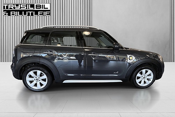 MINI Countryman Cooper SE 3 of 30