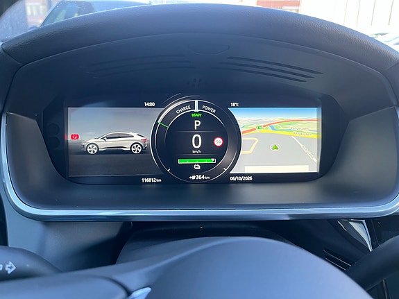 Jaguar I-PACE 14 of 30