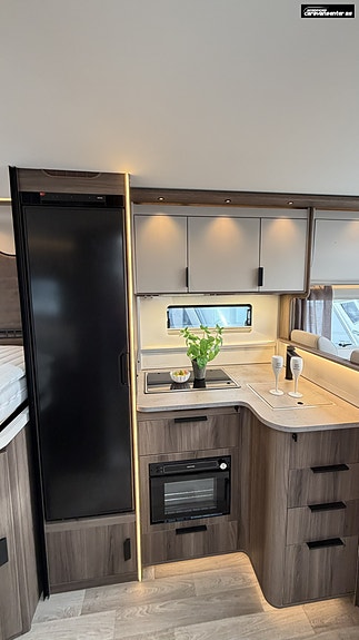 KABE TRAVEL MASTER NOVUM NR750 LGB TRAQ 4X4 30 of 30