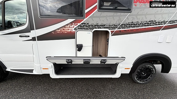 KABE TRAVEL MASTER NOVUM NR750 LGB TRAQ 4X4 10 of 30