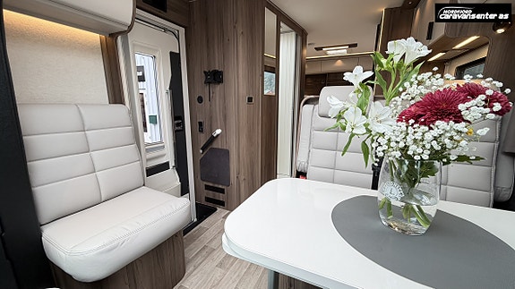KABE TRAVEL MASTER NOVUM NR750 LGB TRAQ 4X4 18 of 30