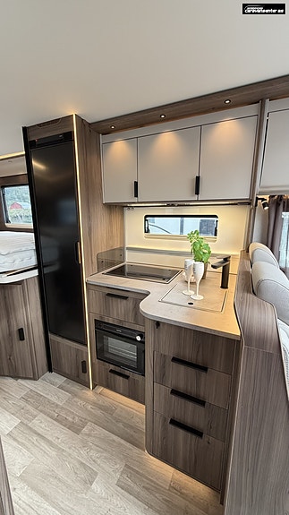 KABE TRAVEL MASTER NOVUM NR750 LGB TRAQ 4X4 26 of 30
