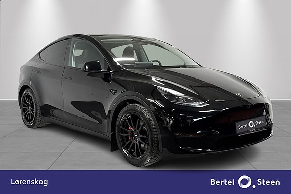 Tesla Model Y 7 of 26