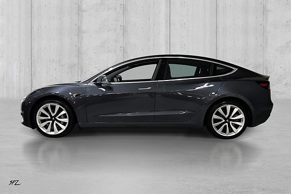 Tesla Model 3 4 of 16