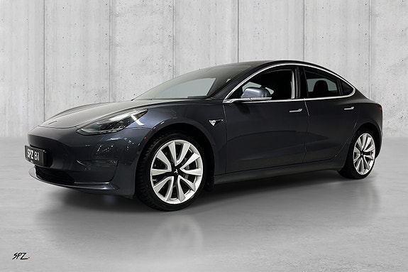 Tesla Model 3 2 of 16