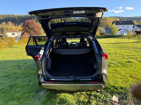 Toyota RAV4 15 of 29