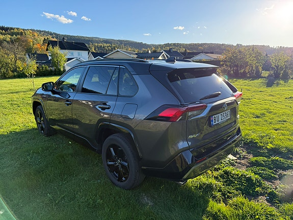Toyota RAV4 25 of 29