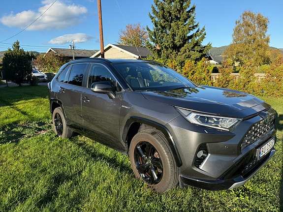 Toyota RAV4 22 of 29