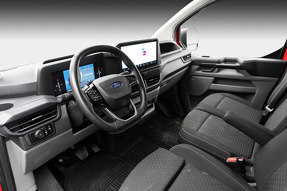 Ford Transit Custom 12 of 25