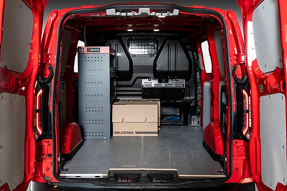 Ford Transit Custom 9 of 25