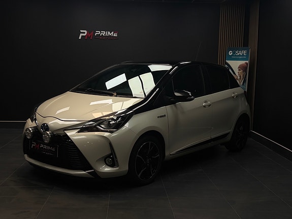 Toyota Yaris 2 of 30