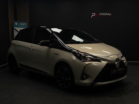 Toyota Yaris 6 of 30