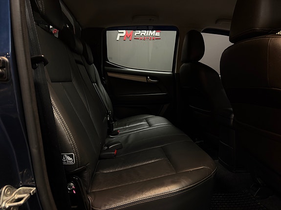 Isuzu D-max 30 of 30