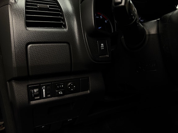 Isuzu D-max 28 of 30