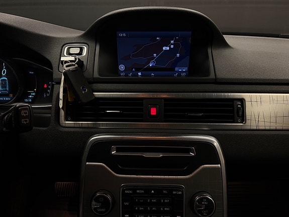 Volvo XC70 20 of 30