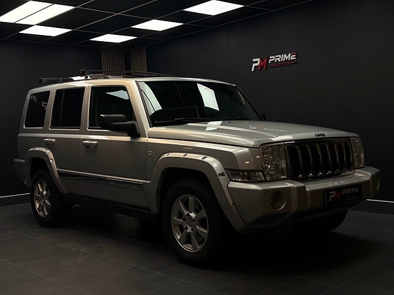 Jeep Commander 4 of 28