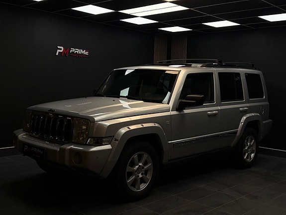 Jeep Commander 9 of 28
