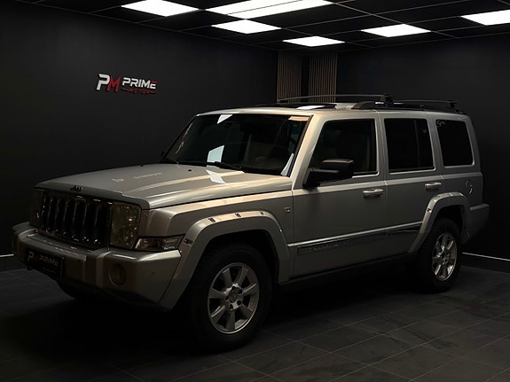 Jeep Commander 2 of 28