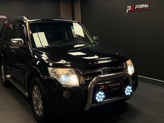 Mitsubishi Pajero 21 of 30