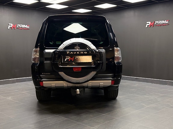 Mitsubishi Pajero 20 of 30