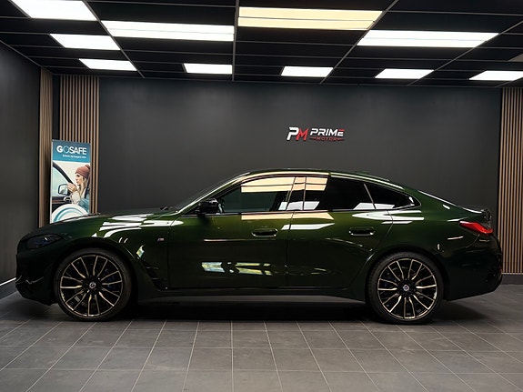 BMW i4 6 of 30