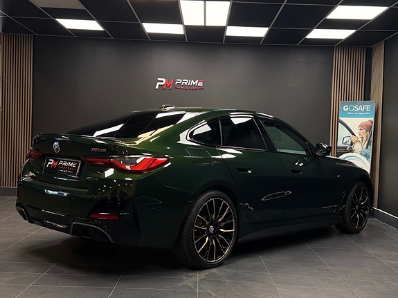 BMW i4 9 of 30