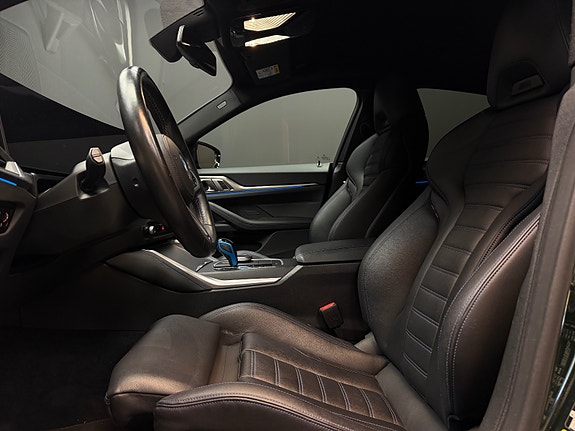 BMW i4 23 of 30