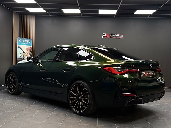 BMW i4 8 of 30