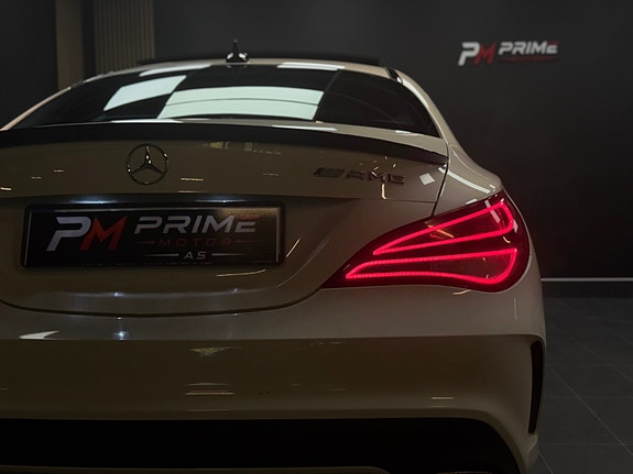 Mercedes-Benz CLA180 22 of 30