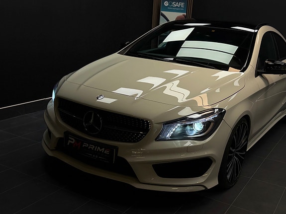 Mercedes-Benz CLA220 16 of 30